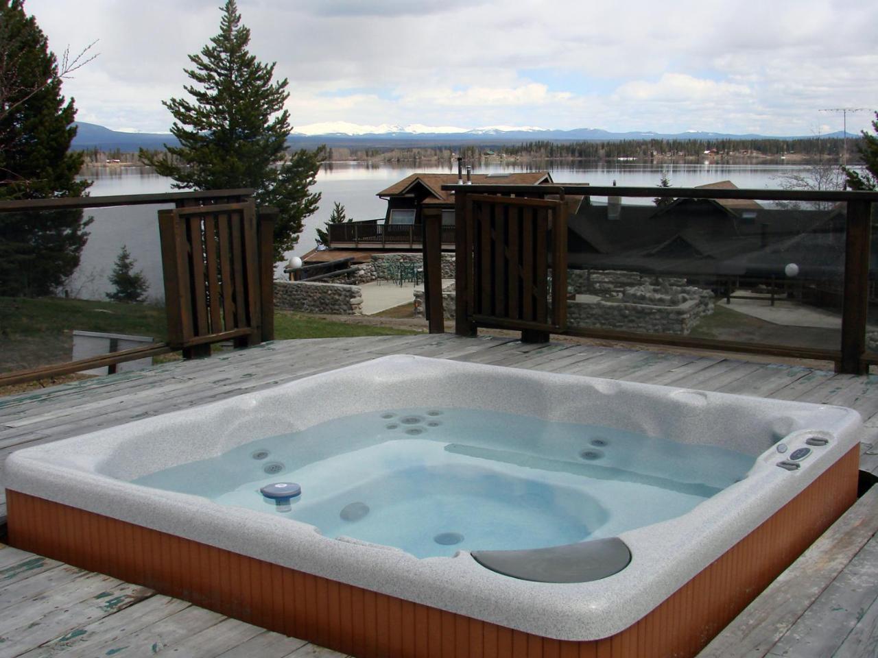Eagle'S Nest Resort Anahim Lake Exterior foto